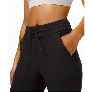 NWOT| Lululemon Beyond the Studio Jogger High Waisted Pants Black 4